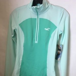Hollister Sport Womens Top XS Green NWT Activewear